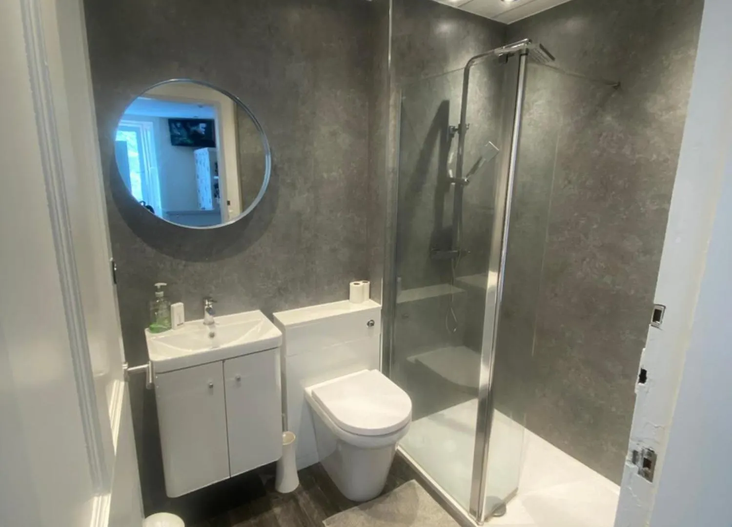 Edinburgh West Side Hostel